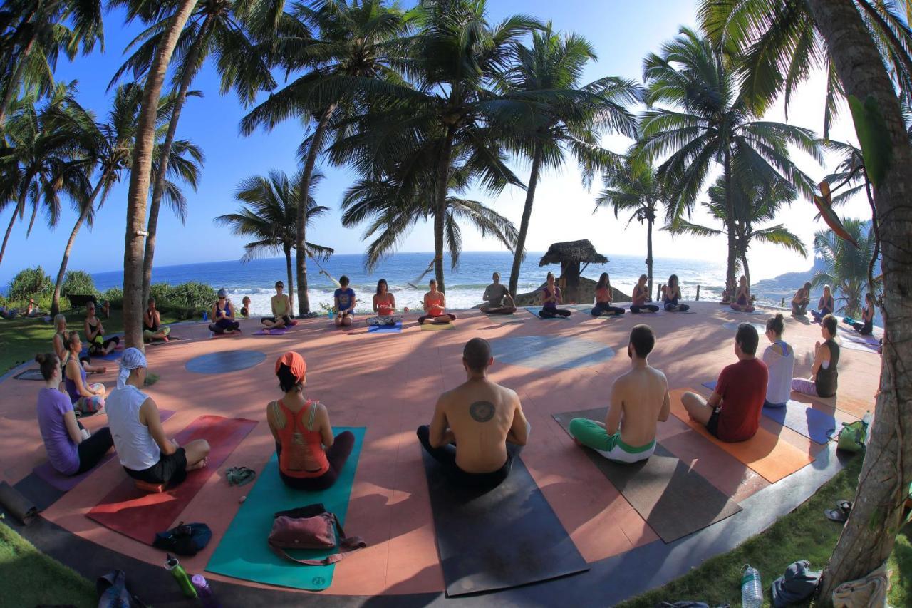 Soma Manaltheeram Ayurveda Beachvillage Kovalam Eksteriør billede
