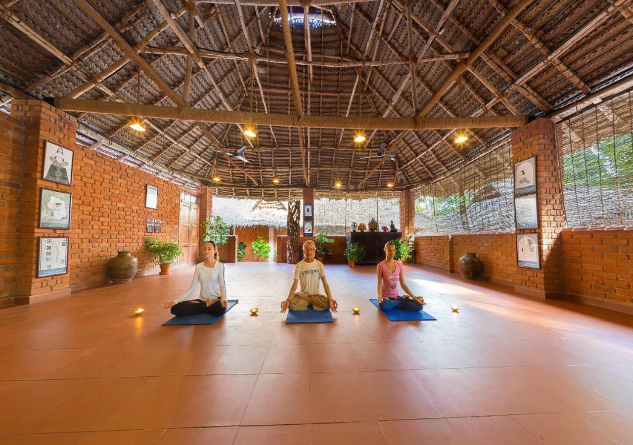 Soma Manaltheeram Ayurveda Beachvillage Kovalam Eksteriør billede