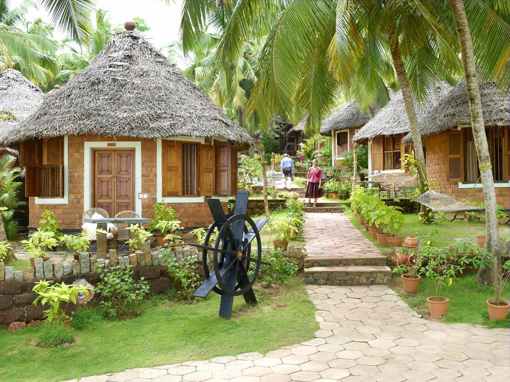 Soma Manaltheeram Ayurveda Beachvillage Kovalam Eksteriør billede