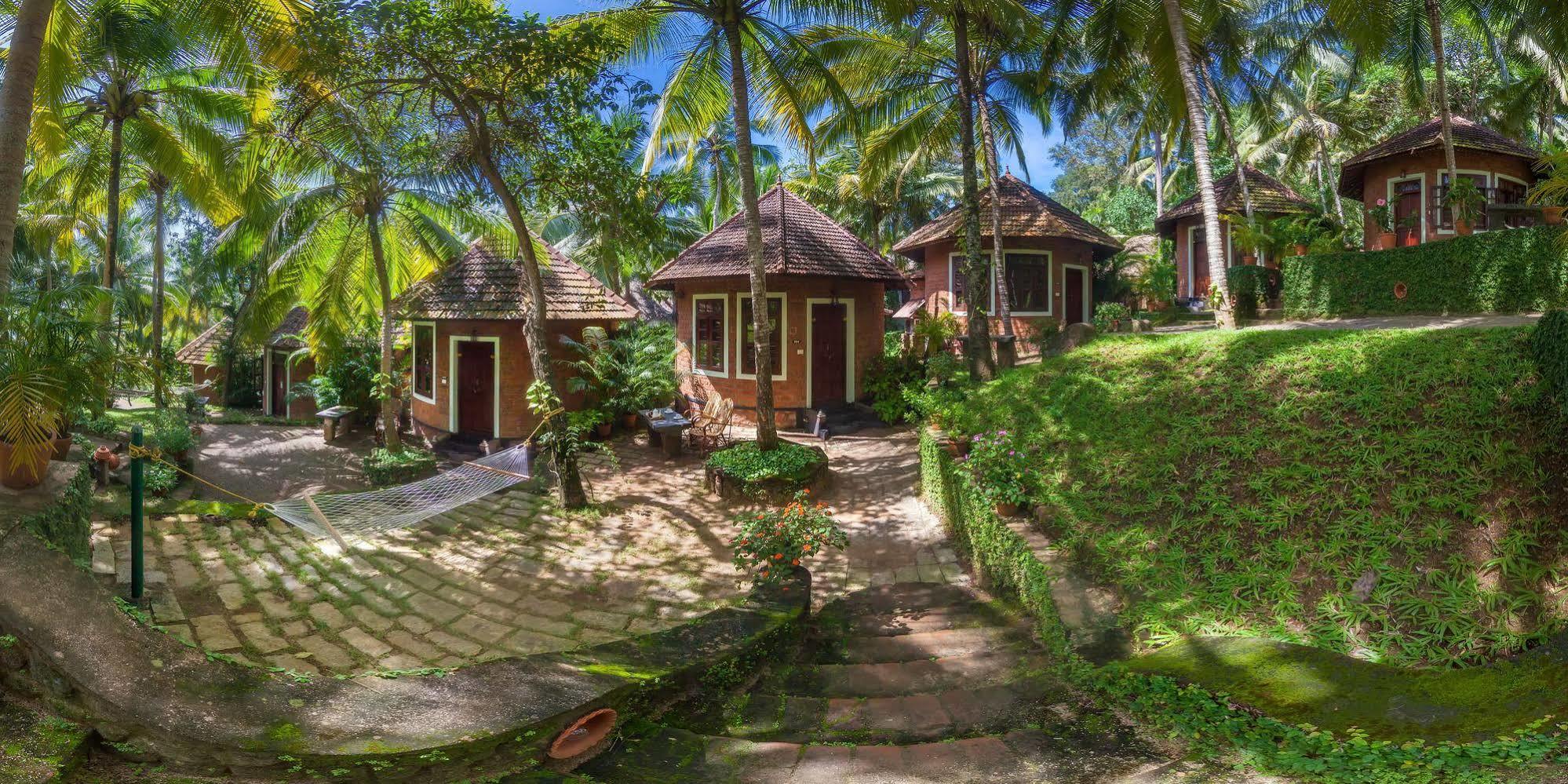 Soma Manaltheeram Ayurveda Beachvillage Kovalam Eksteriør billede
