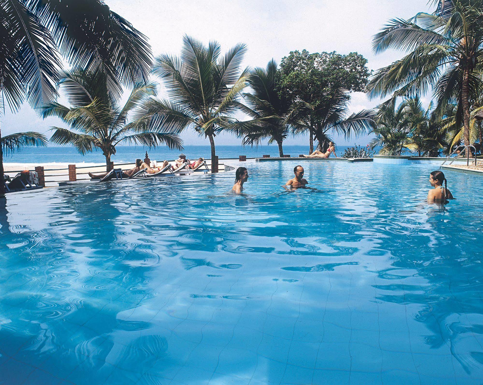 Soma Manaltheeram Ayurveda Beachvillage Kovalam Faciliteter billede