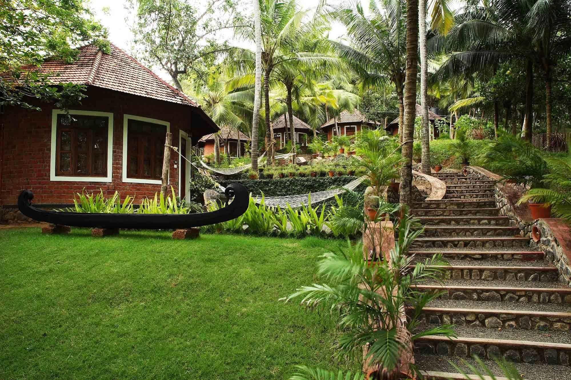 Soma Manaltheeram Ayurveda Beachvillage Kovalam Eksteriør billede