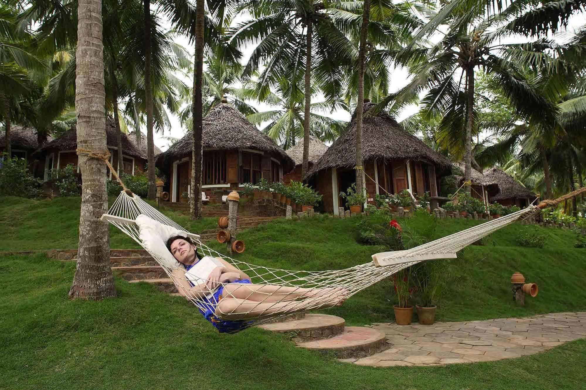 Soma Manaltheeram Ayurveda Beachvillage Kovalam Eksteriør billede